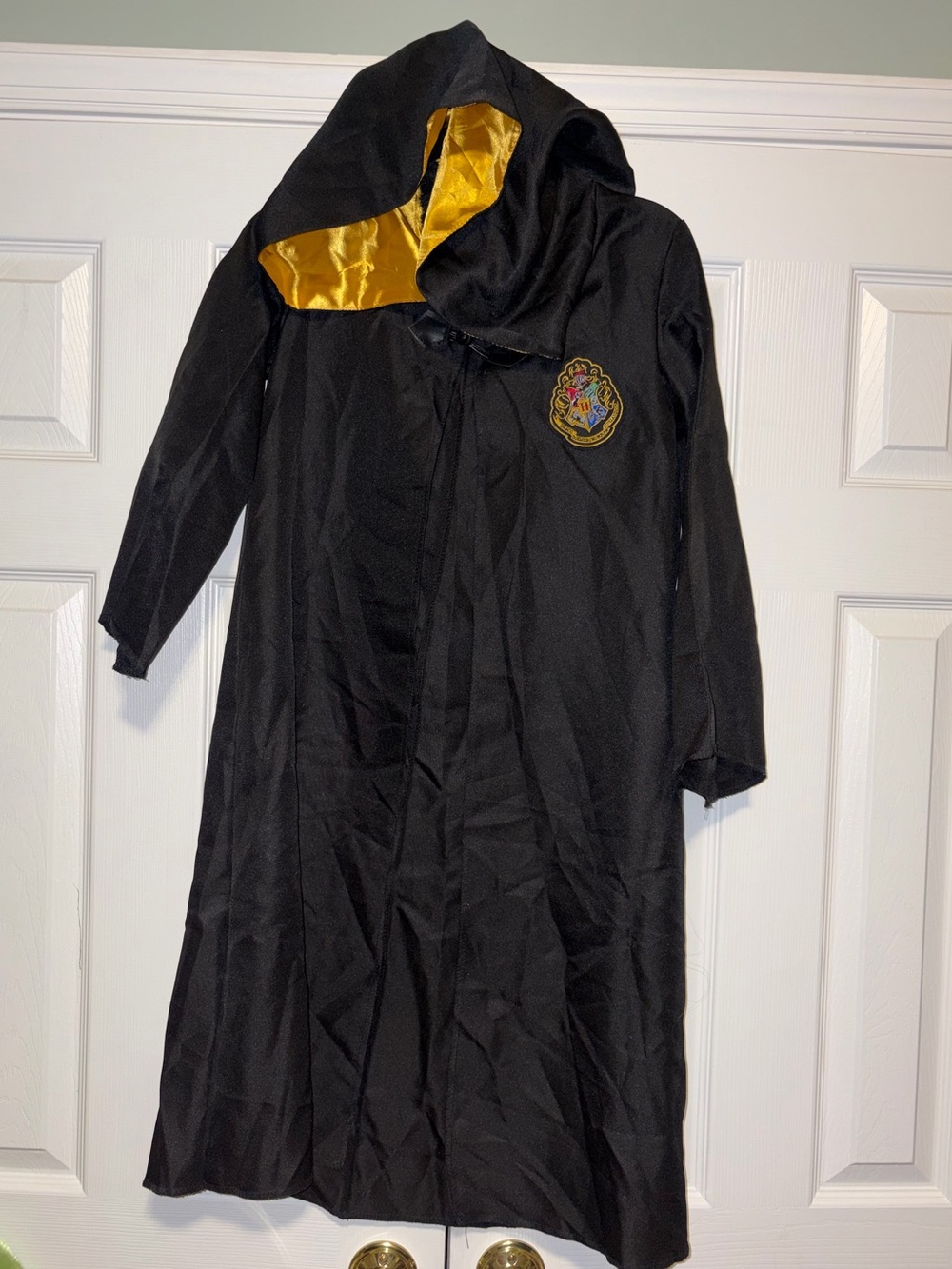 Kids Harry Potter Black and Gold Hooded Wizard Robe size 7/8
